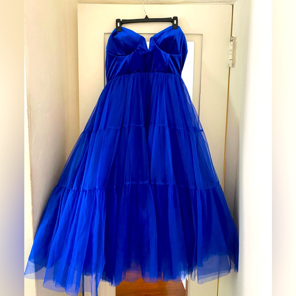 Cobalt / Royal Blue Velvet & Tulle strapless Sweetheart Dress for prom/wedding